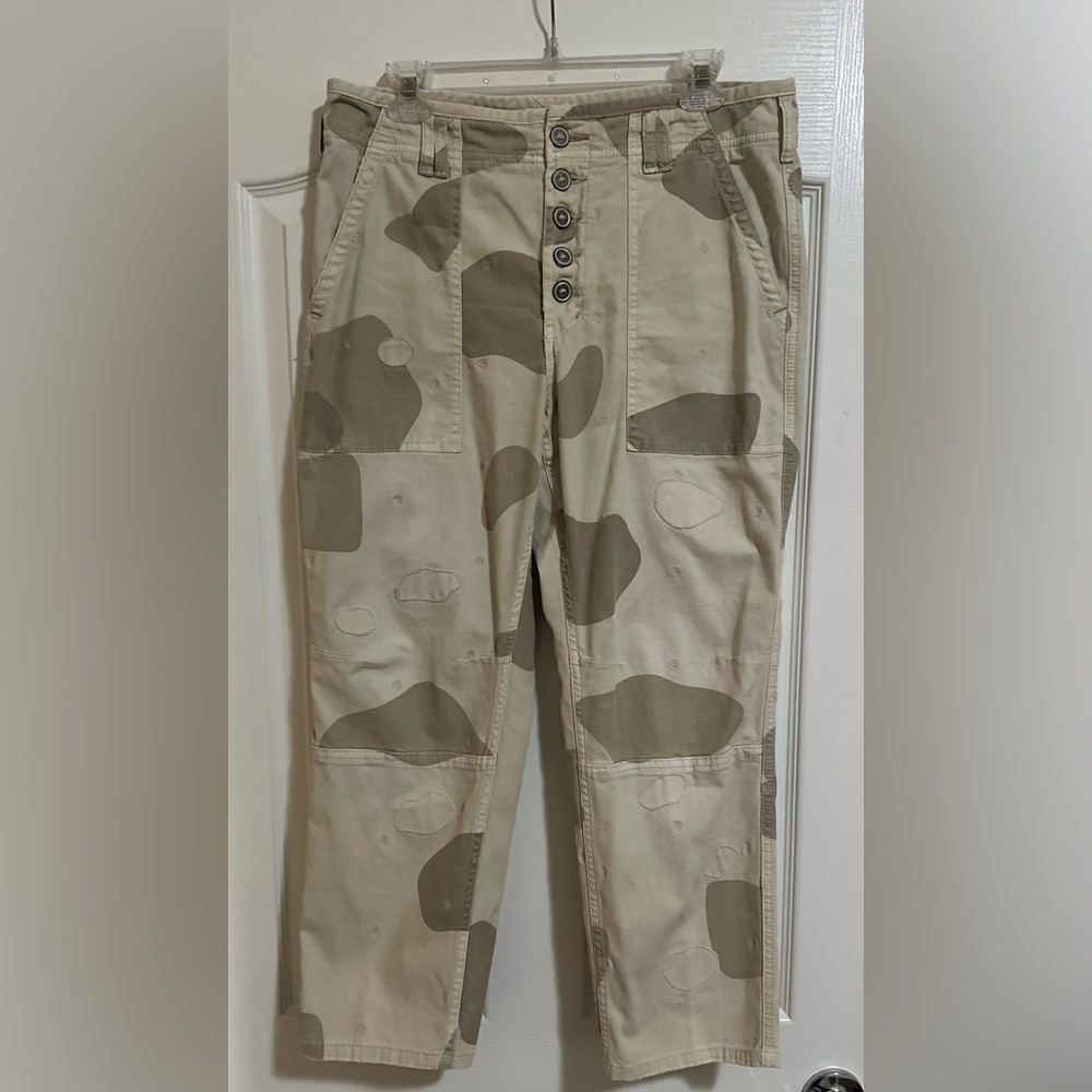 Anthropologie Beige and Olive Camouflage Utility Pants Sz 31P